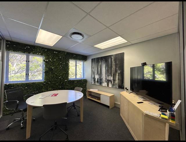 159M² OFFICE TO LET IN STEENBERG